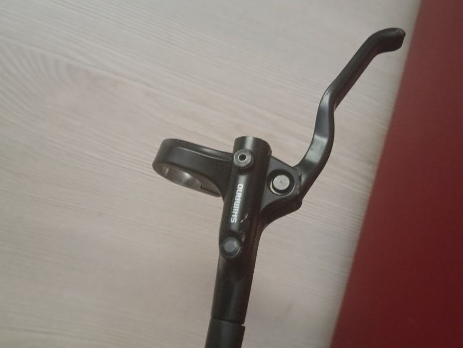 Vând maneta mt200