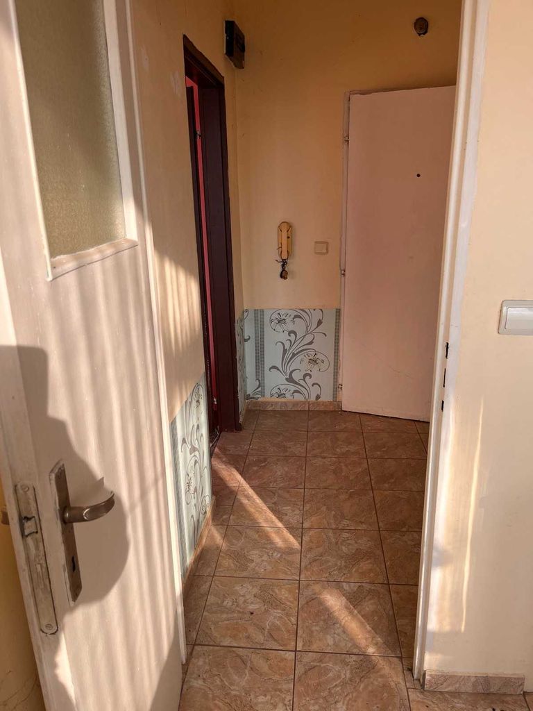 Продава се Едностаен апартамент в Плевен, Дружба 1 - 40 кв.м за 275 €/кв.м - Снимка #3