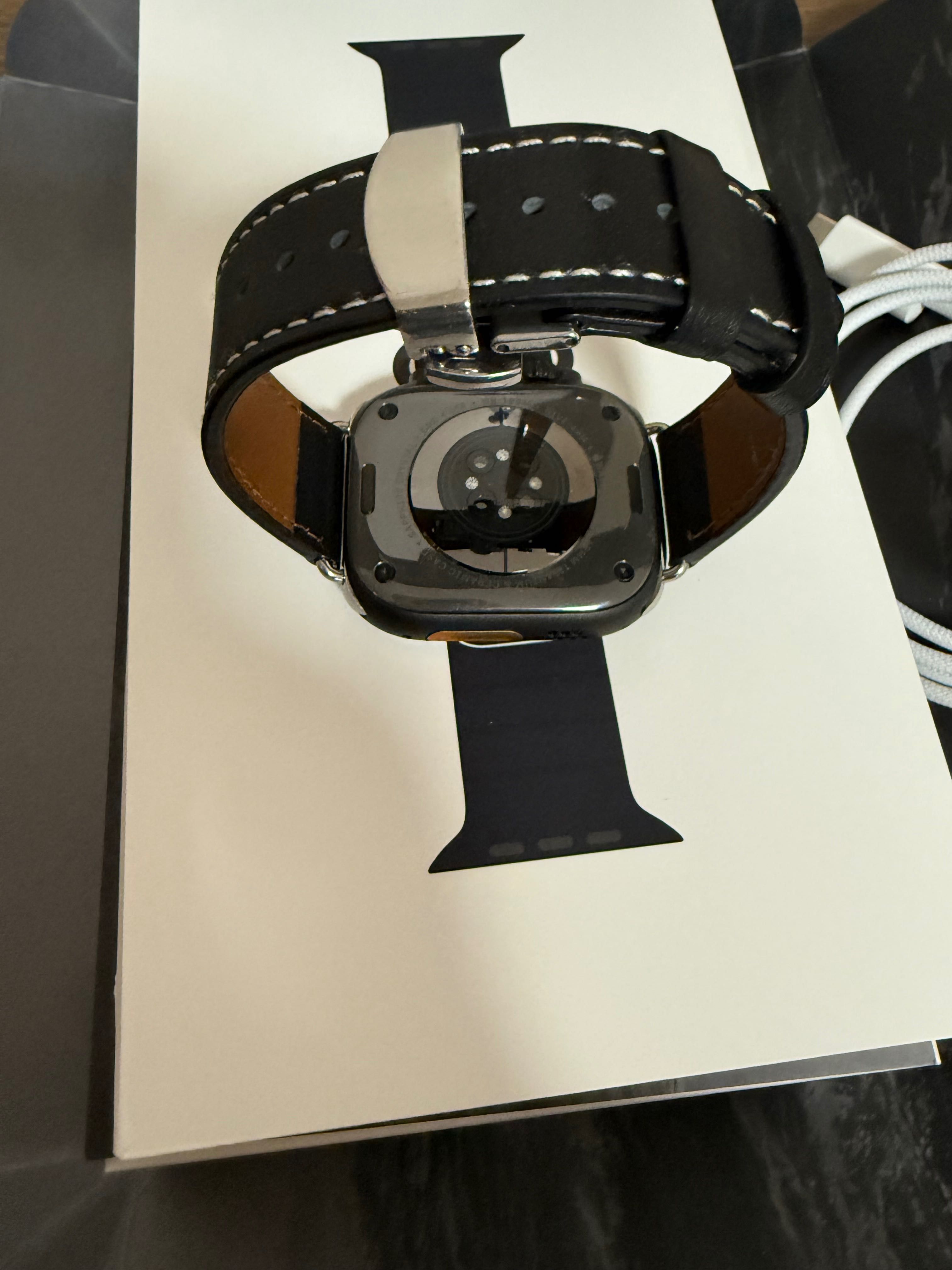 Apple Watch Ultra 2 49mm Black titan Ocean