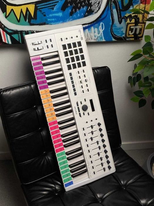 Arturia KeyLab49 MK2 midi usb white