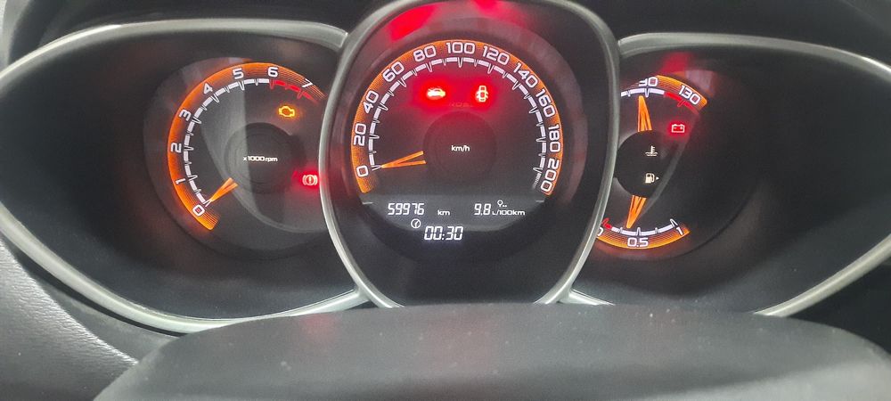 Веста кросс седан 1.8