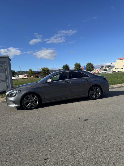 Mercedes - Benz CLA200 2017