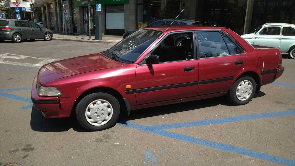 De vanzare Toyota Carina II in stare buna de functionare