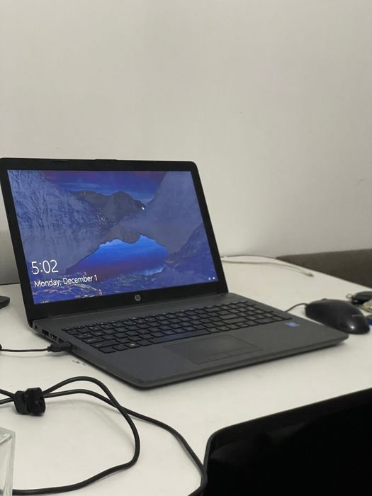 Ноутбук HP 250 G7 / 1 ТБ диск / как новый / срочно 155000 т