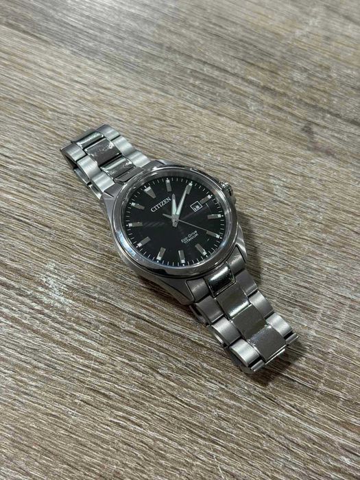 Продавам Часовник Citizen Super Titanium