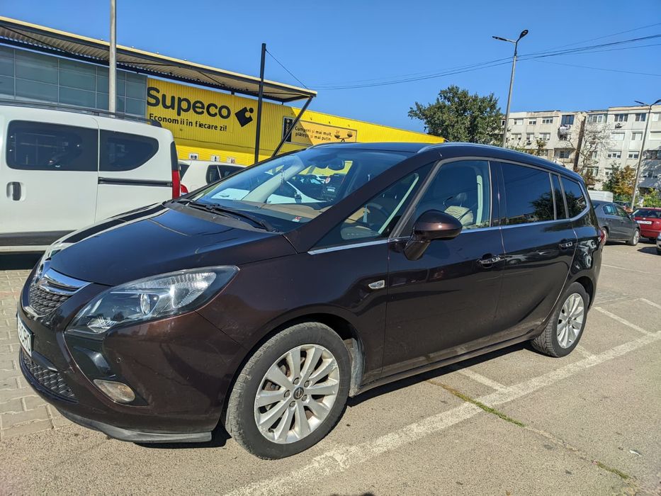 Opel Zafira 7 locuri