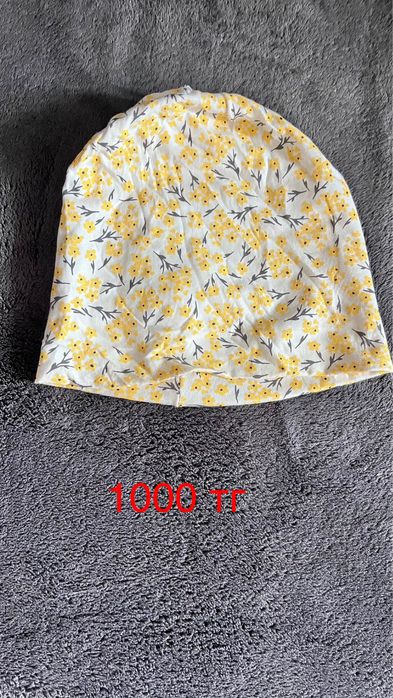 Продам детскую шапку