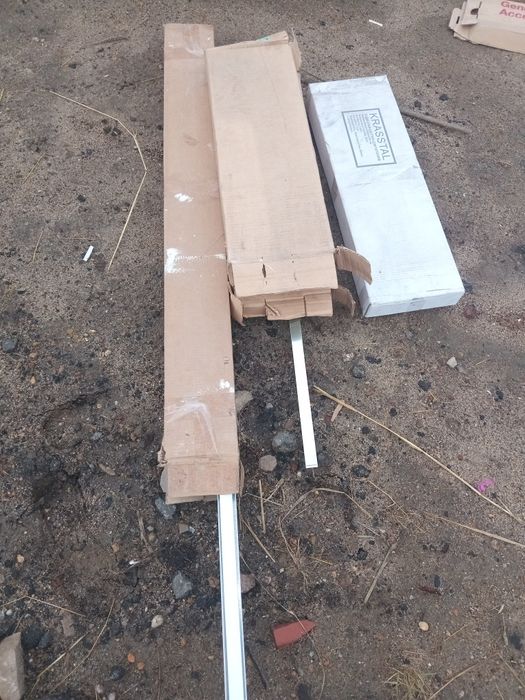 Продам профиля в, ёмкость, шурупы, колено, пхв старт.,стекло лобовое