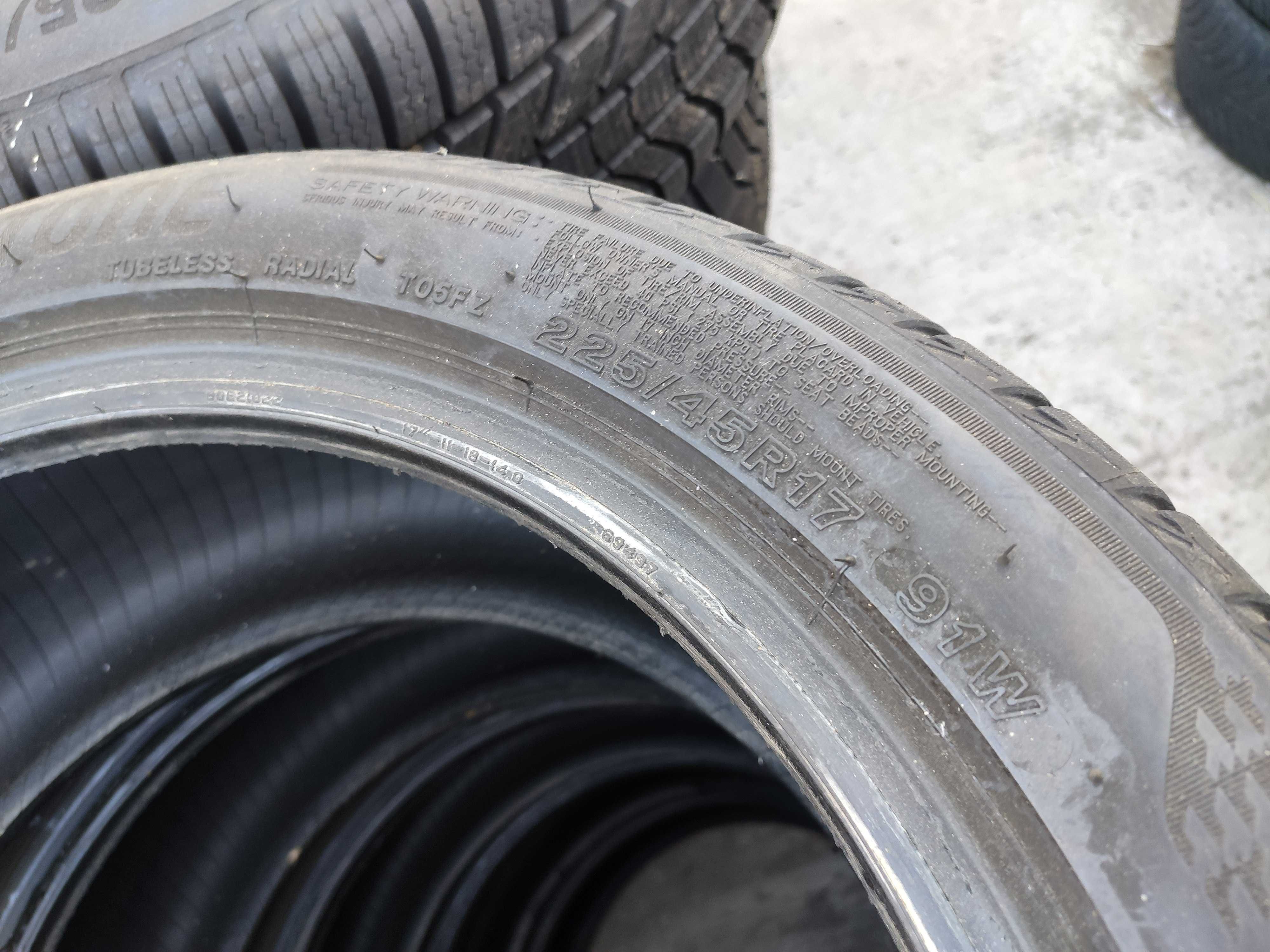 4бр Летни гуми 225 45 17 - Bridgestone