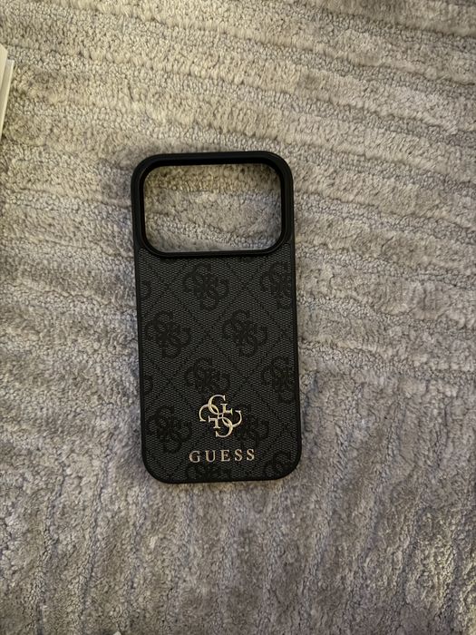 Калъф/кейс за iphone 17 pro guess