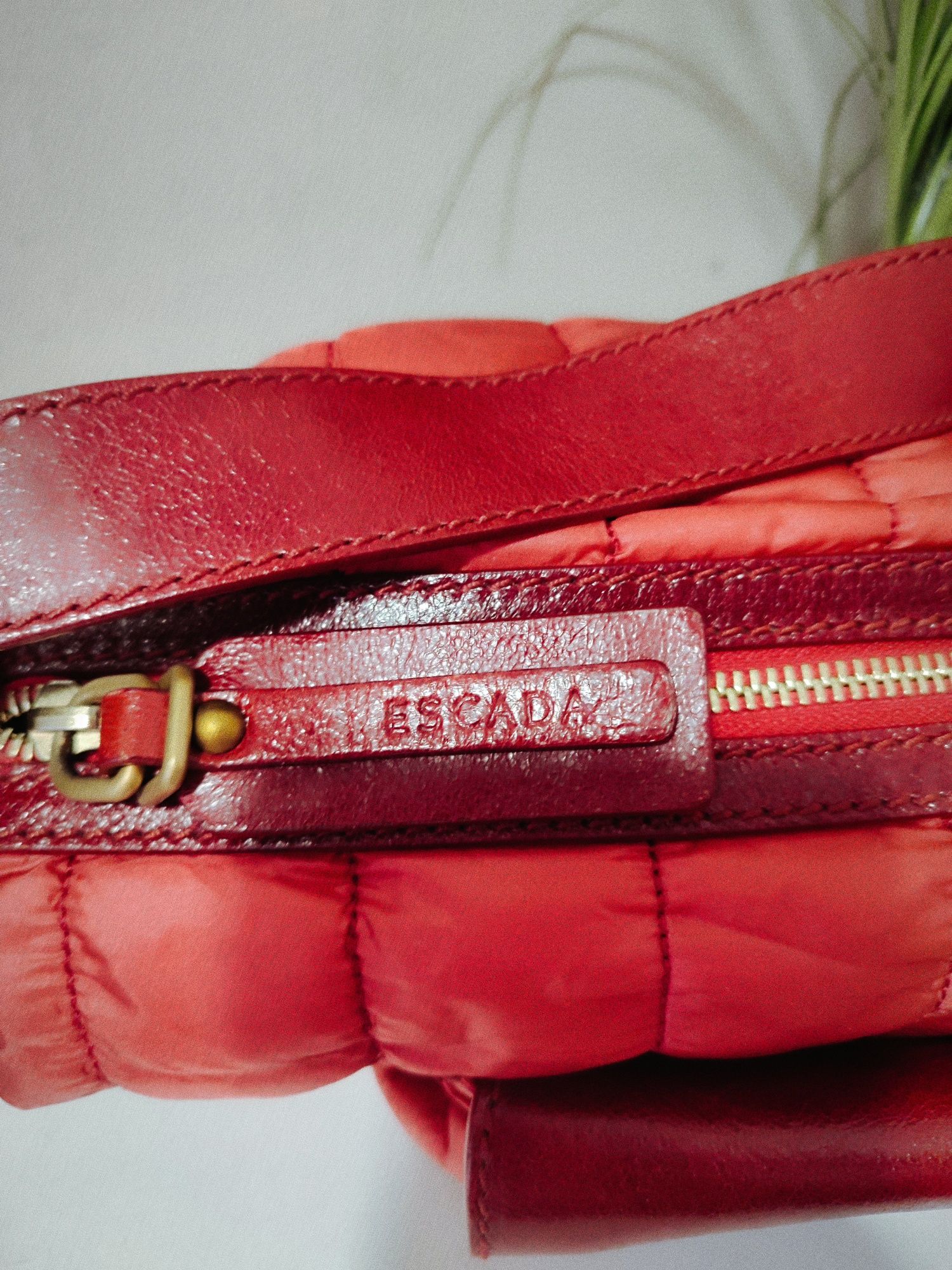 ESCADA- Made in Italy