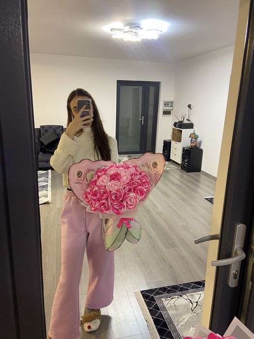 Flori din satin personalizate fix pe placul tau!