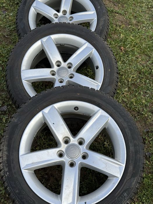 Vand set cauciucuri de iarna Pirelli