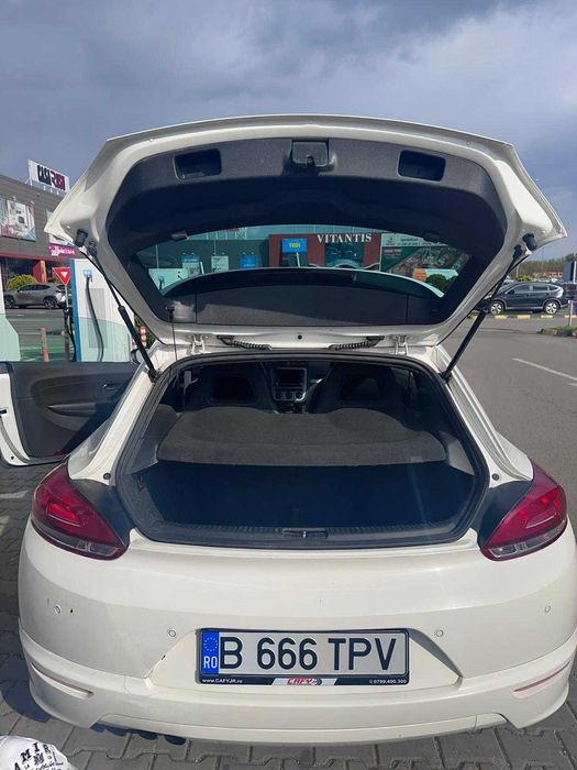 Volkswagen Scirocco 1.4TSI 83.000KM
