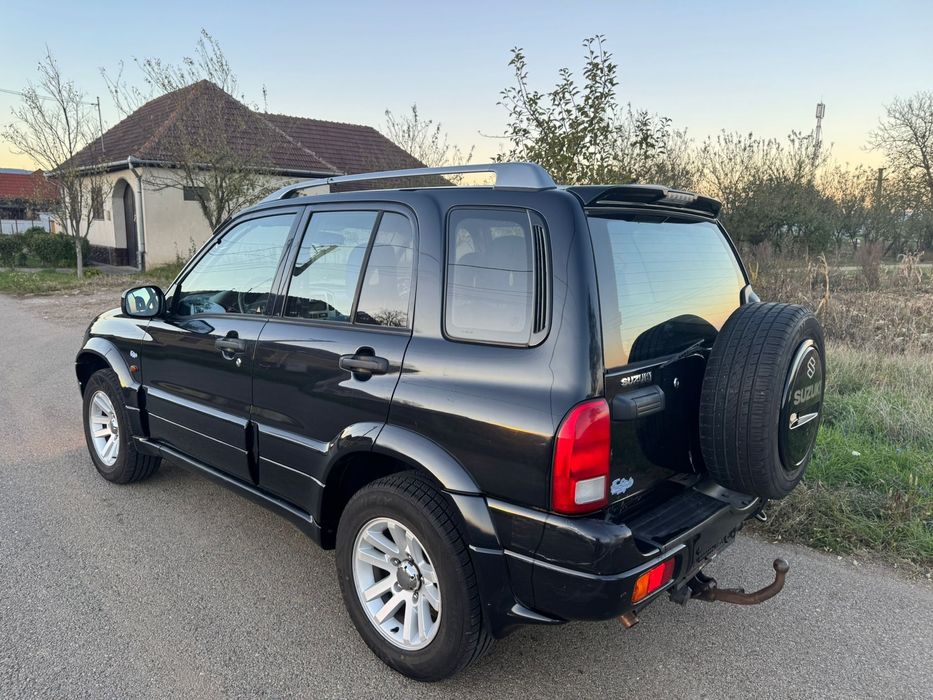 Suzuki Grand Vitara 2.0 benzina automata