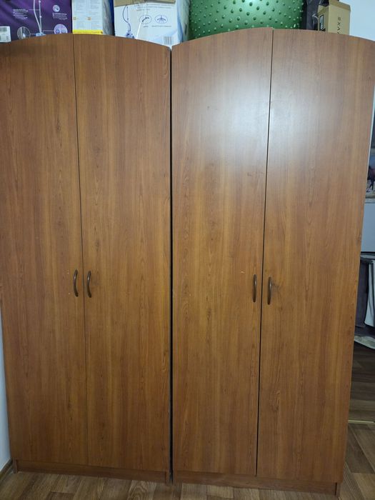 Продам два шкафа