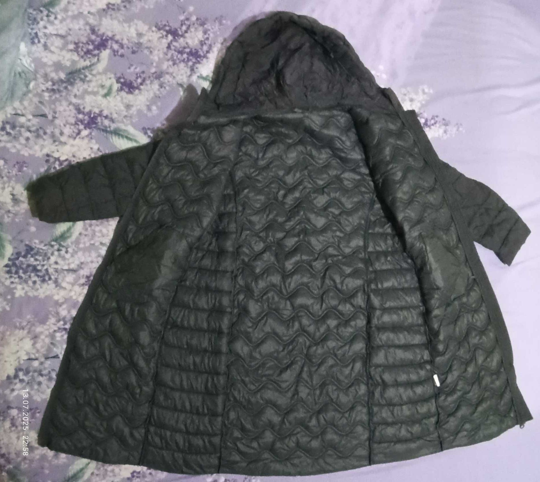 Продаётся женское зимнее пальто