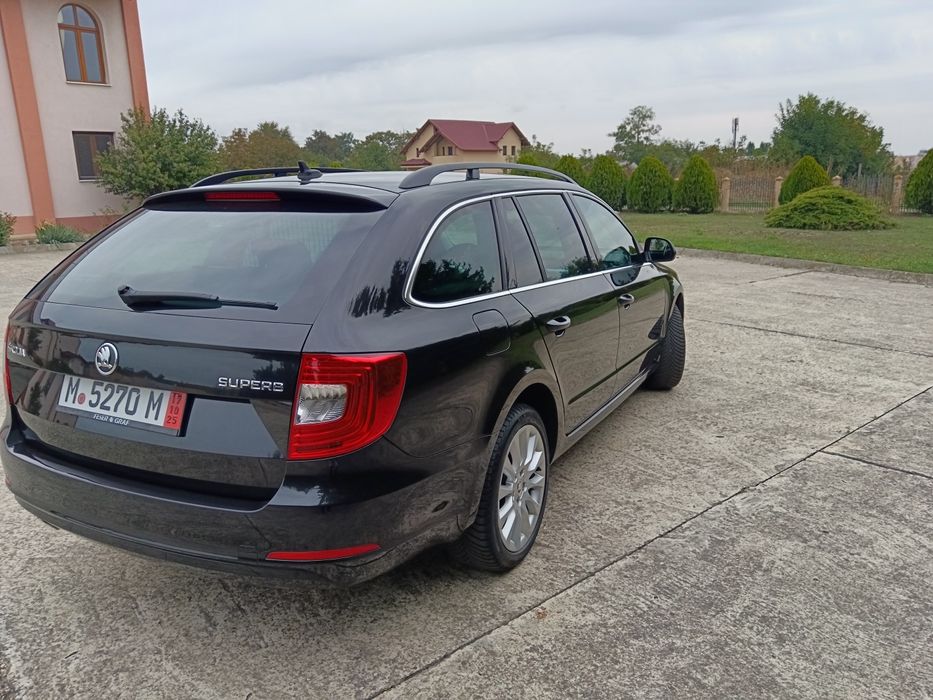 Skoda Superb Combi DSG