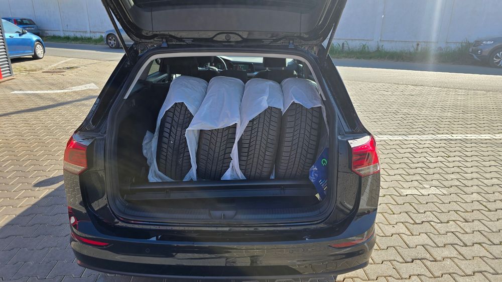 Golf VIII Variant 1.5 Hybrid eTSI 130CP ACT DSG (2022)