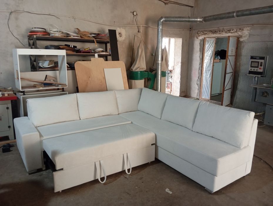 Mebellarni qayta ta'mirlash xizmati.