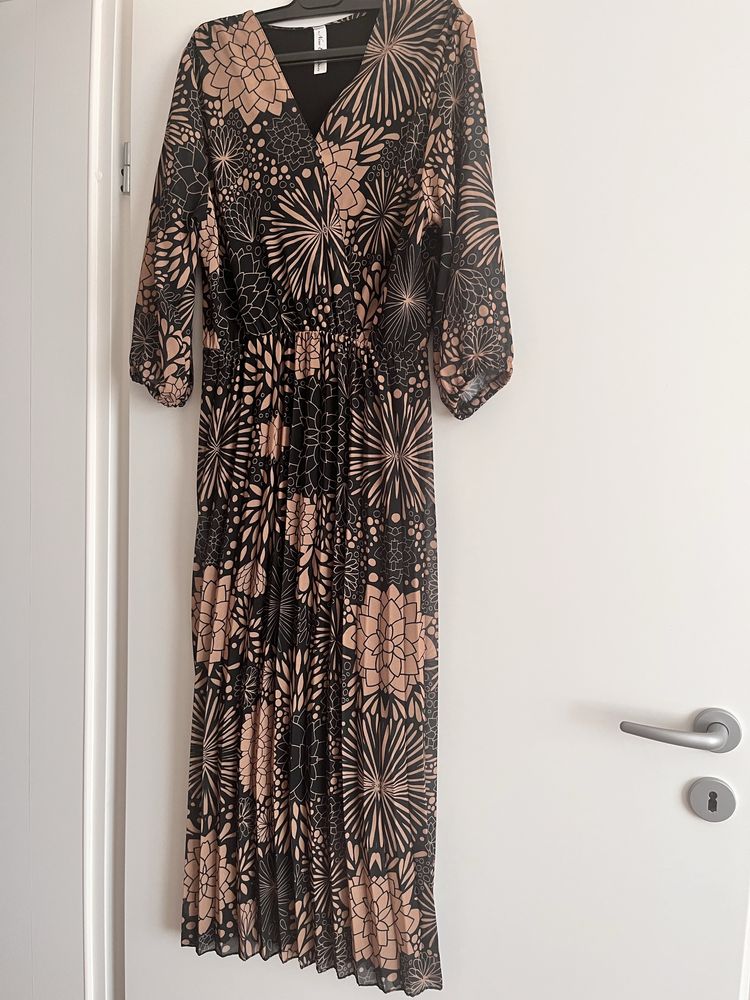 Rochii dama elegante