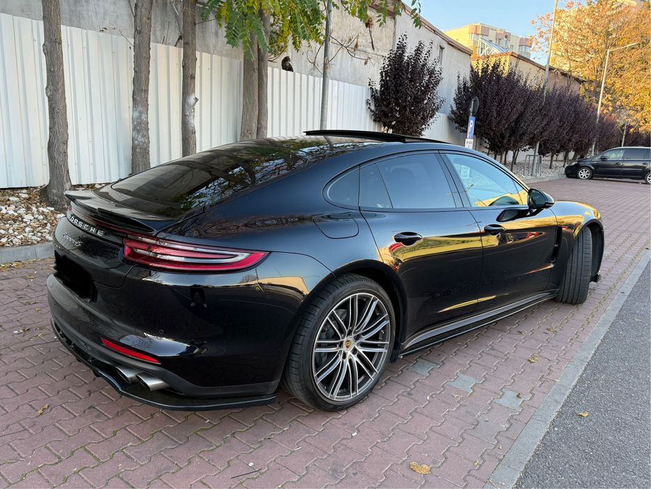 Porsche Panamera 4s