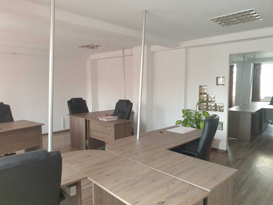 Spatiu birouri 120 mp ULTRACENTRAL (120 mp ,mobilat cu birouri