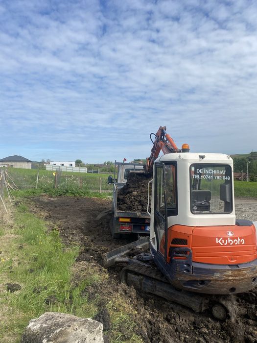 Lucrari cu miniexcavator ,Inchiriez escavator