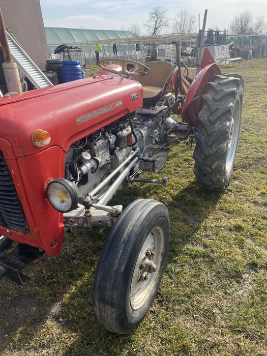 Tractor Massey Ferguson