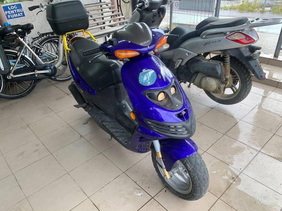 Vând scuter perfectă stare de funcționare din toate punctele de vedere
