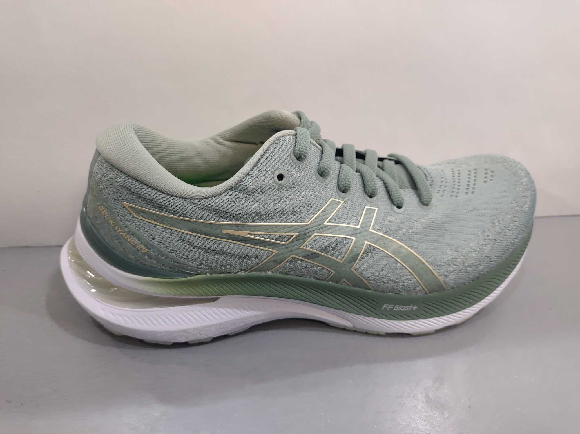 Asics N38/24sm.Маратонки за спорт.Нови,оригинал с кутии.