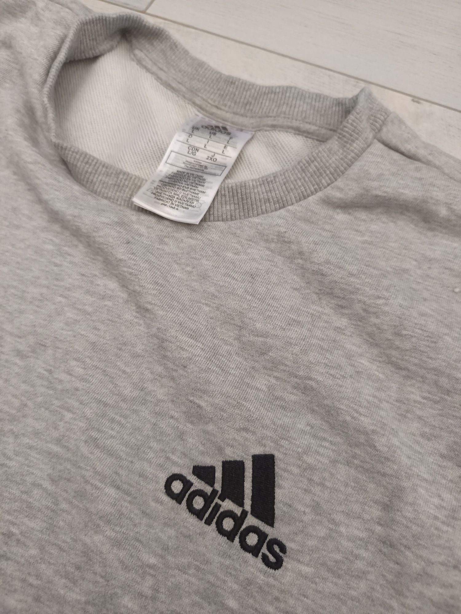 Сива Adidas блуза