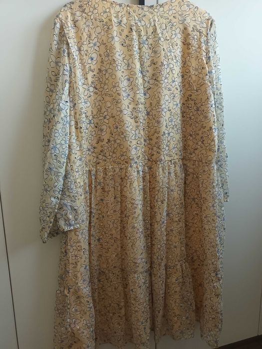 Рокля на цветя  Sinsay