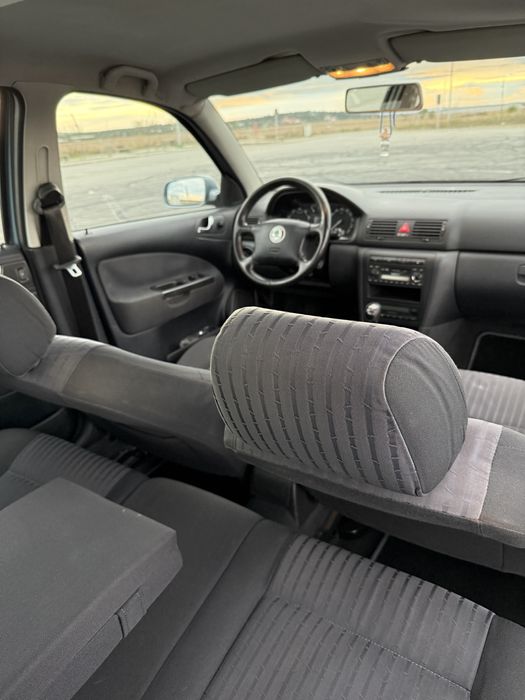 Skoda Octavia 1  1.6 benzina