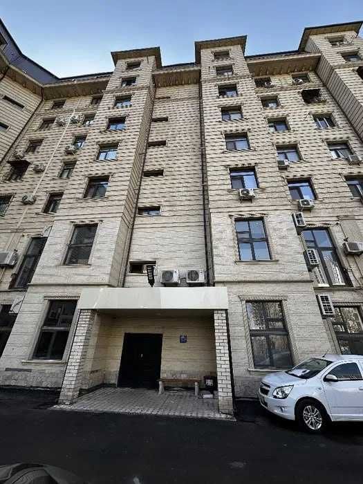 2-3 комн. 78 м², коробка, кирпич, Паркентская, 5 этаж, Mega Dom!`