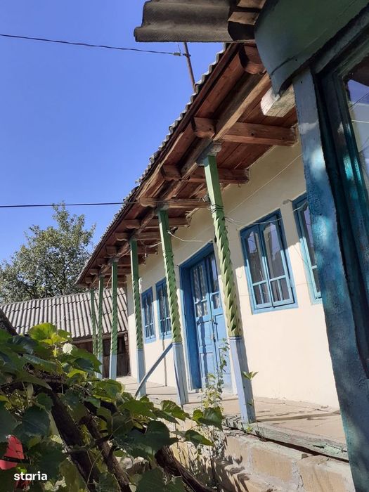 Casa, sat Muncelu de jos com Valea Ursului