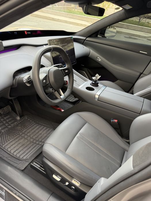 Xiaomi YU7 2025, full