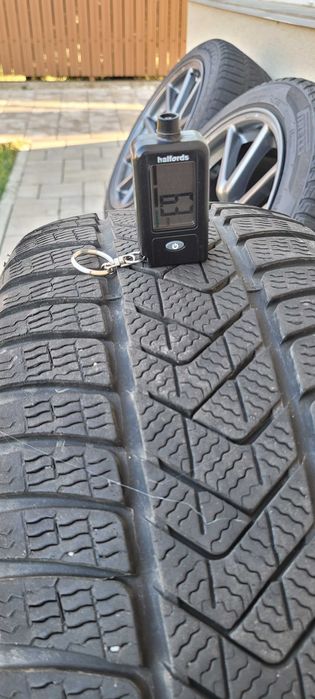 Jante Tesla 18 cu anvelope Iarna Pirelli