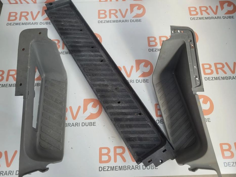 Scarita culisanta / fata pentru Mercedes Sprinter Euro 4 / Euro 5 (200
