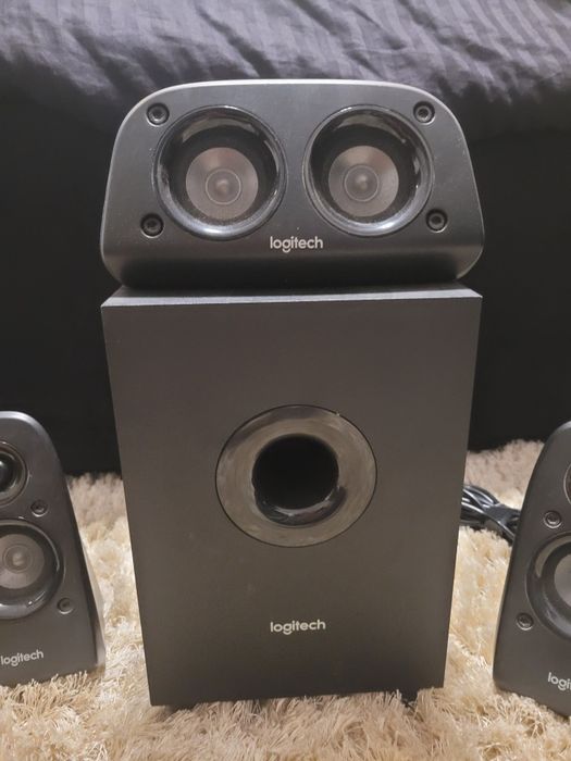 Logitech Z506 Surround Sound 5.1 Speaker System