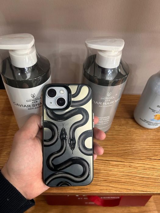 IPhone 15 продается