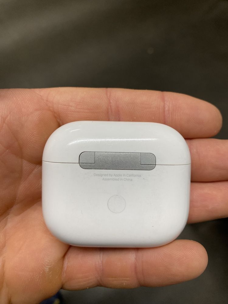 Airpods 3 в много добро състояние
