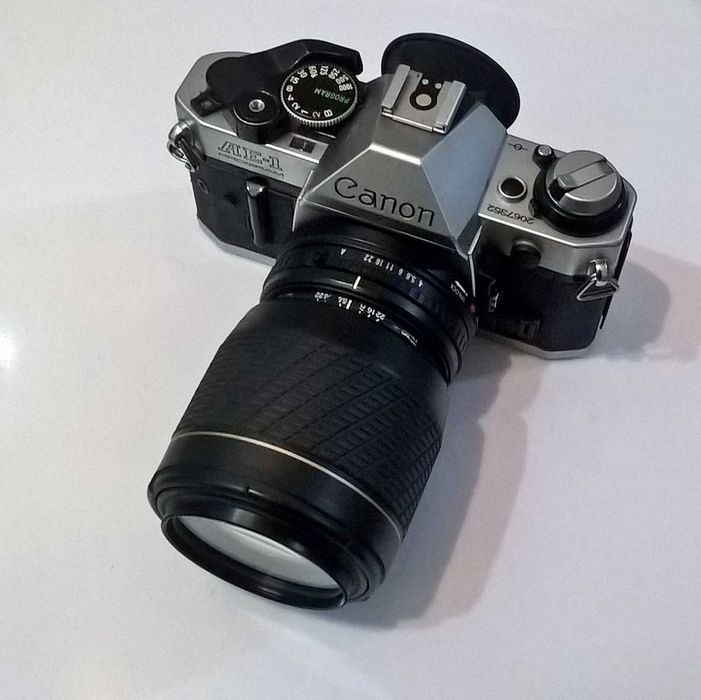 Canon AE-1 program functional vintage colectie pe film