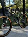 Bicicleta Full Suspension Cube Stereo Carbon