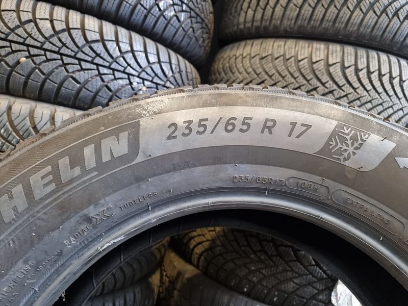 235/65/17 MICHELIN 4бр