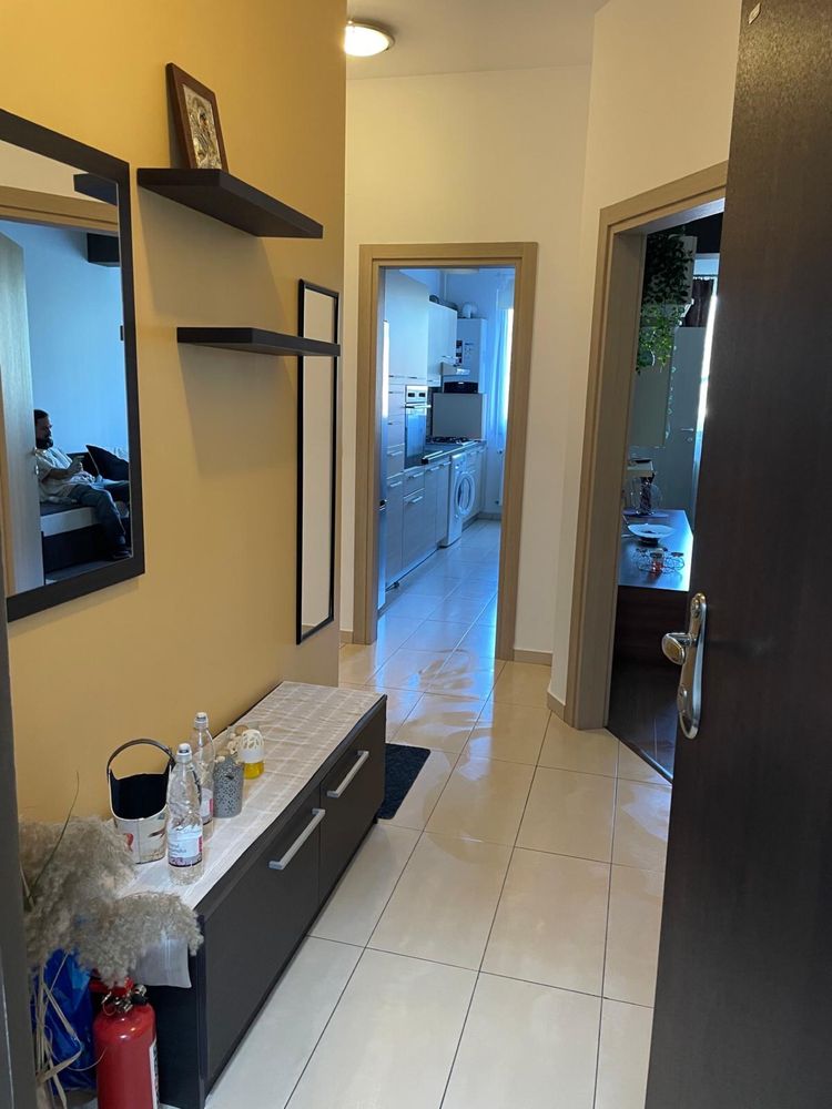 De inchiriat apartament