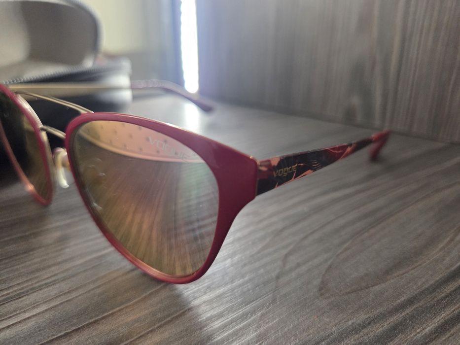 Слънчеви очила Vogue