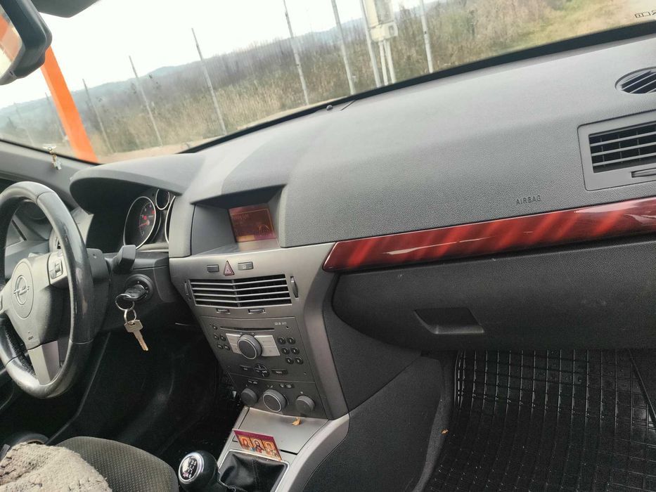 Opel Astra H - Motor 1.4 Benzină - DISTRIBUȚIE PE LANȚ