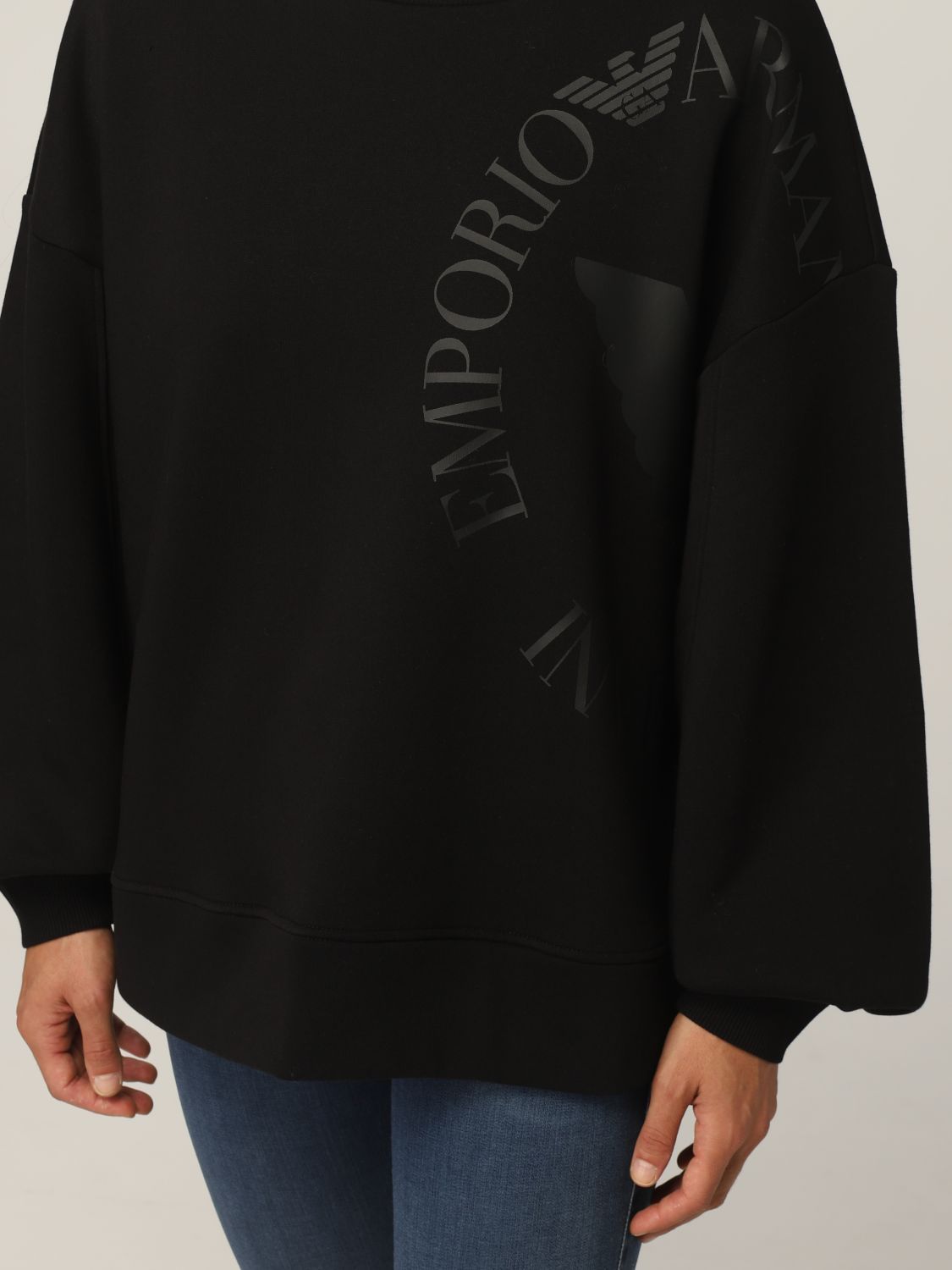 Emporio Armani  Дамски суичър с голямо лого XL