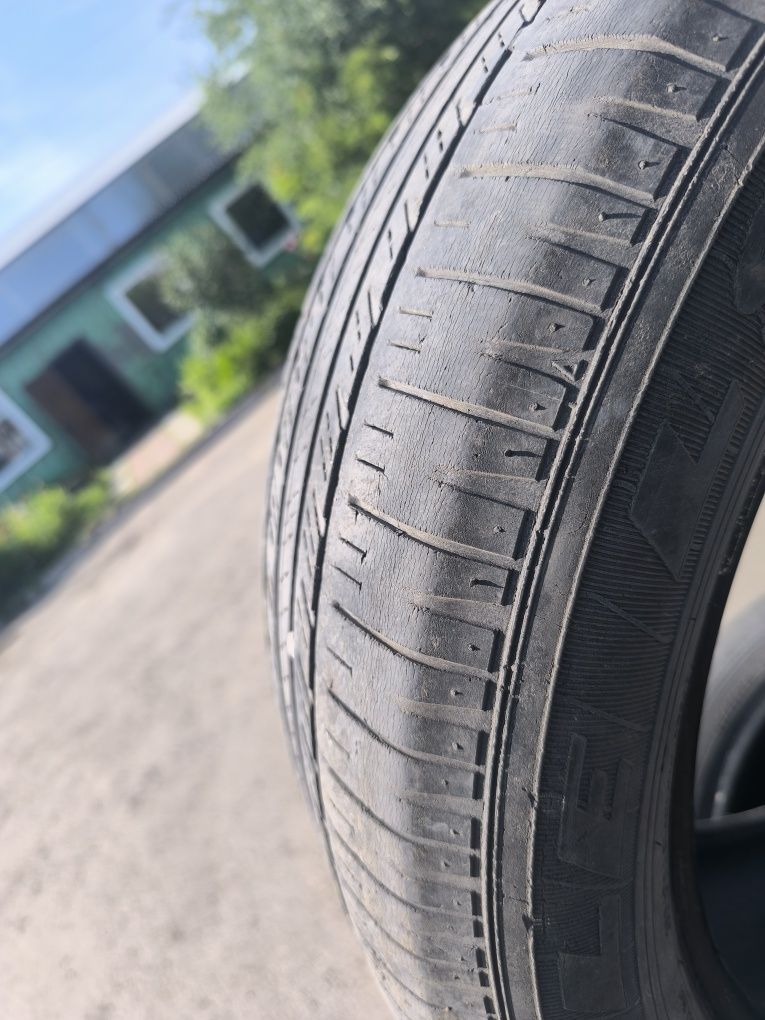 Продам резину r 18